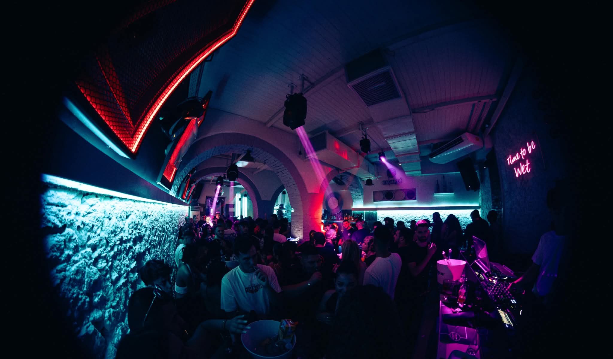Apon Club